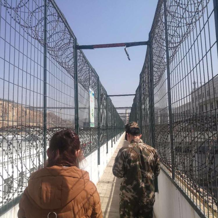 ?監(jiān)獄、看守所巡邏道鋼網(wǎng)墻具有監(jiān)視、威懾作用